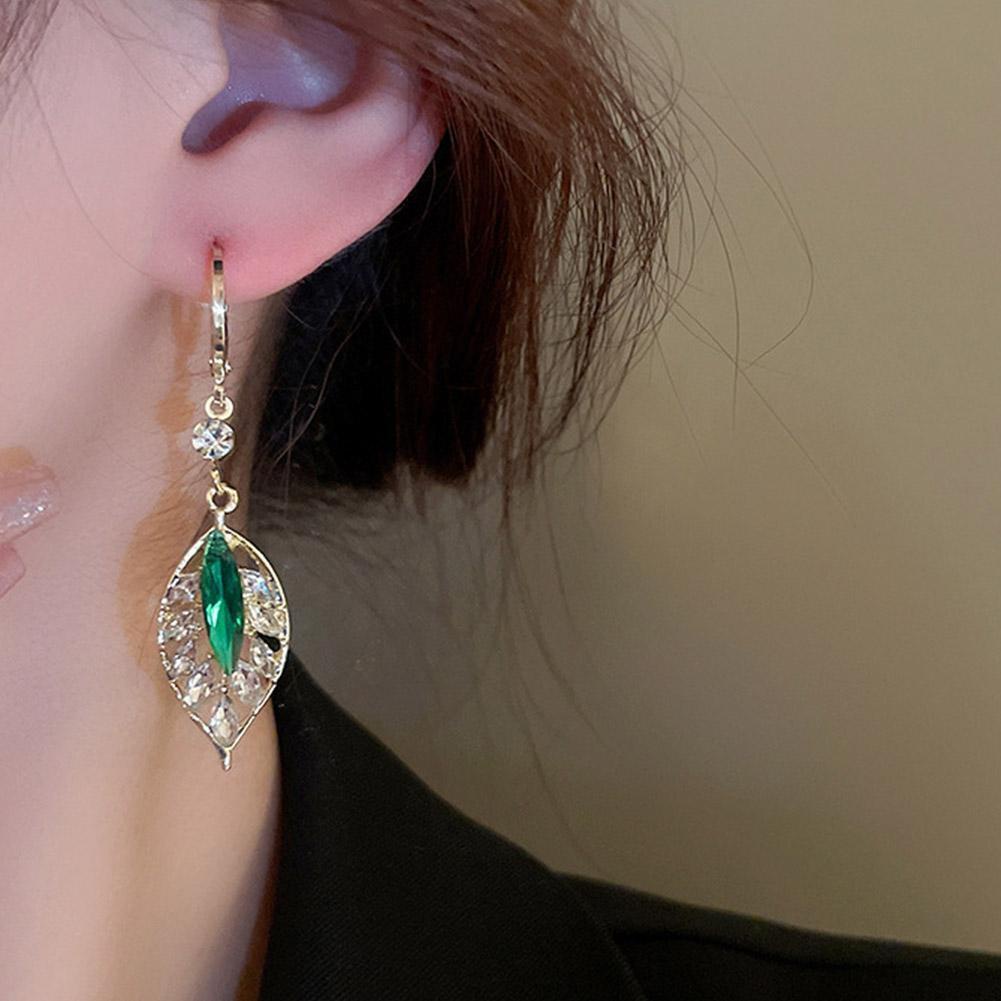 Bông Tai Hợp Kim Hình Lá Đính Đá Zircon Màu Xanh Lá Cây Sang Trọng Phong Cách Hàn Quốc Thời Trang Cho Nữ
