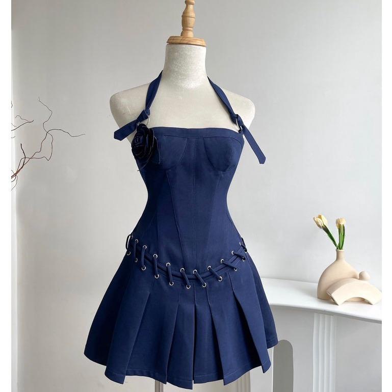 M596 - Đầm xòe jean denim dây yếm váy xòe ly