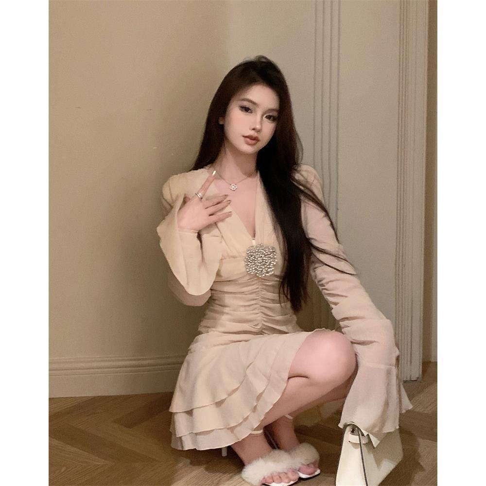 Đầm Chiffon Chữ a Tay Dài Phồng Xếp Ly Cổ Chữ v Thời Trang Mùa Xuân Cho Nữ ZFE1