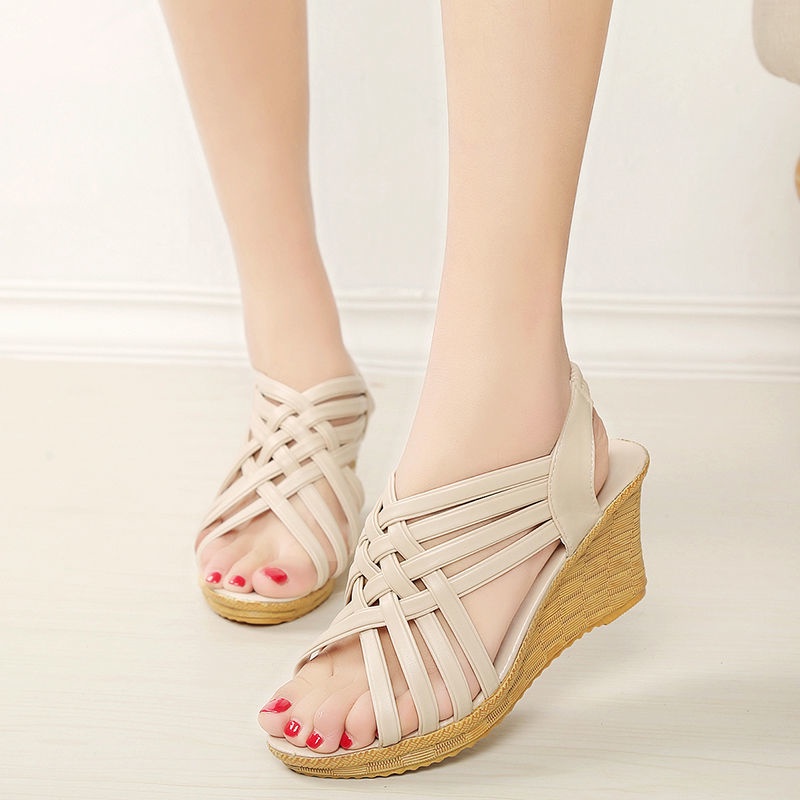 2023 giày sandal nữ đi mưa giày sandal nữ bigsize giày sandal nữ ulzzang giày sandal nữ ulzzang giày sandal nữ ulzzang Giày Sandal Cao Gót Đế Xuồng Dày Quai Da Mềm Thời Trang Mùa Hè 2021