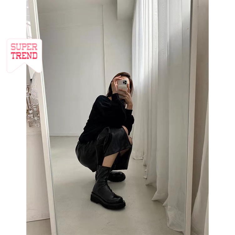 Đôi Giày Bốt Cổ Thấp Mũi Tròn Phối Khóa Kéo Thời Trang Sành Điệu Cho Nữ