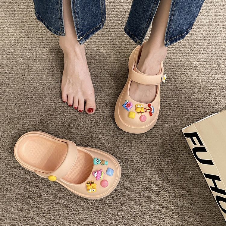 Dép Bánh Mì Mát Xa 3.5cm Chống Trượt Chống Nước Hình Sanrio Cinnamon Dễ Thương Cho Nữ