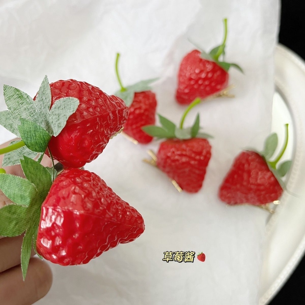 Kẹp Tóc Dâu Tây Ba Chiều Vui Nhộn ins Cho Học Sinh Hàng Có Sẵn