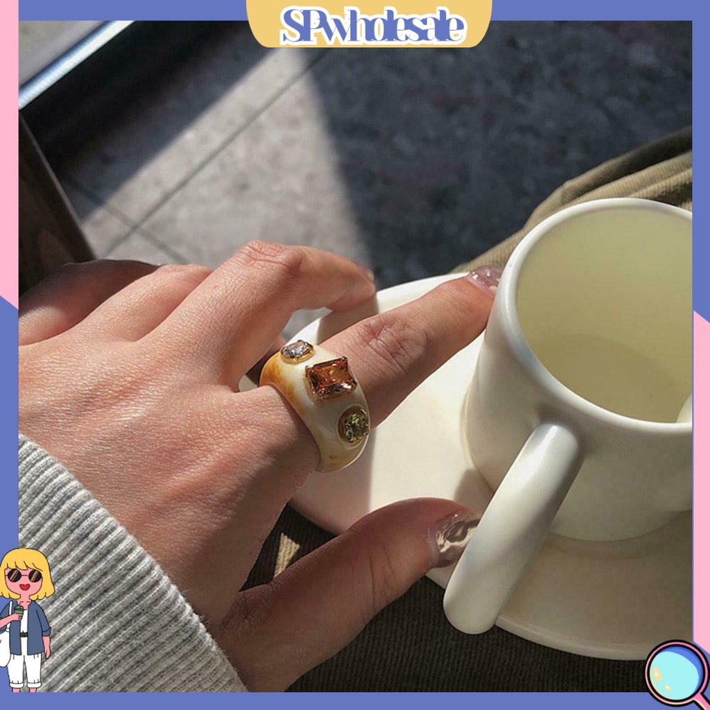 <SPwholesale> Nhẫn Acrylic Đính Đá Thời Trang Dự Tiệc Cho Nữ