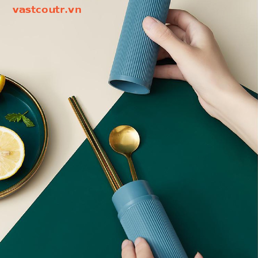 Hộp Đựng Bàn Chải Và Kem Đánh Răng Tiện Dụng Khi Đi Du Lịch