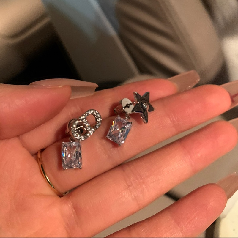 Khuyên Tai Đính Đá Zircon Lấp Lánh Thời Trang Cao Cấp Cho Nữ