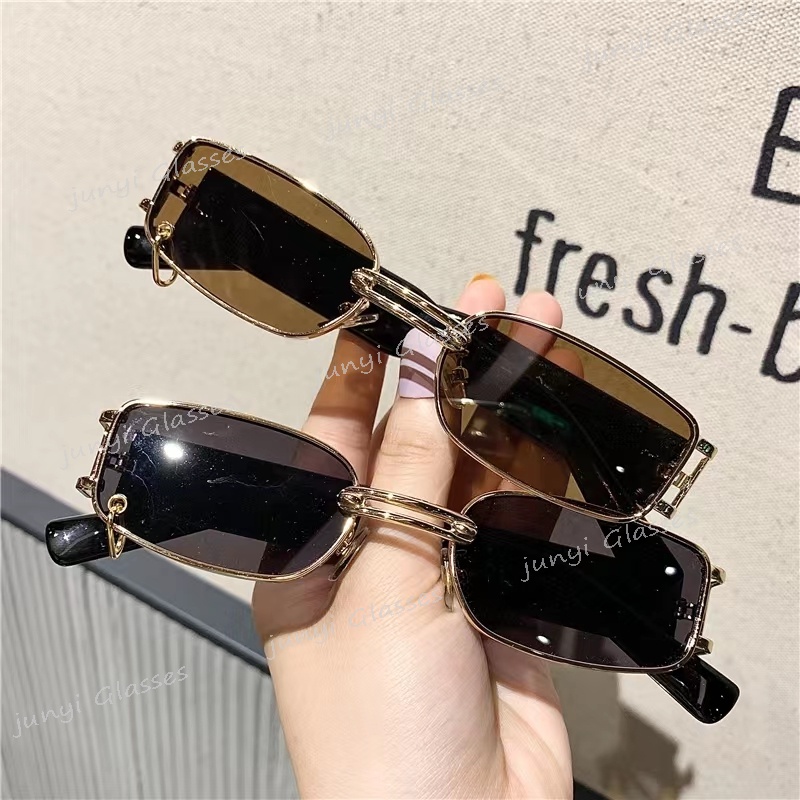 Kính Mát Gọng Vuông Nhỏ Bằng Kim Loại Chống Tia Cực Tím Phong Cách Đường Phố Thời Trang Cho Nam Và Nữ