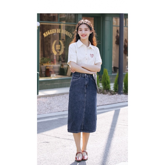 Nhỏ Phong Cách Preppy Thêu Trái Tim Top Nữ 2023 Thiết Kế Mùa Hè Niche Áo Sơ Mi Nửa Tay