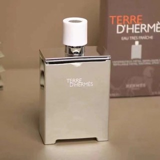 Nước hoa hồng bạc trái đất 100ml 100ml