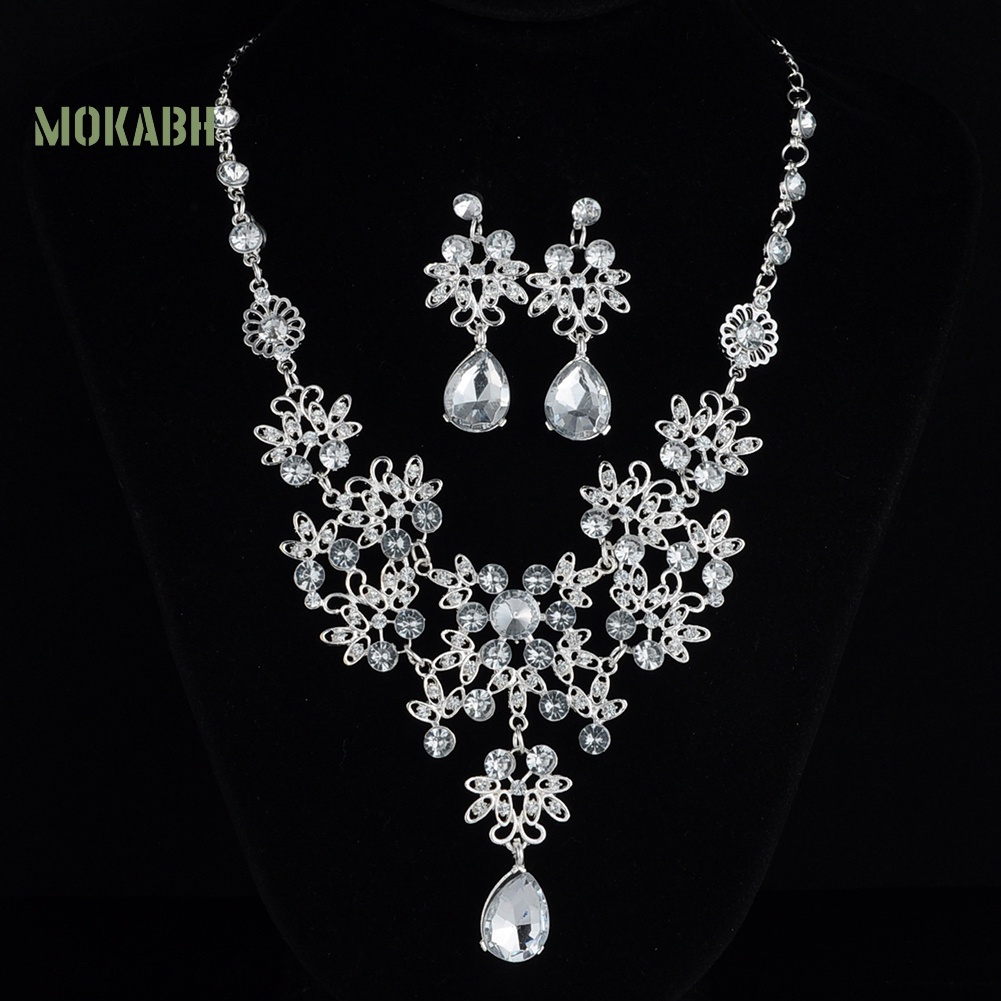 Bộ Vòng cổ + Bông Tai HìNh BướM ĐíNh Đá Xinh XắN