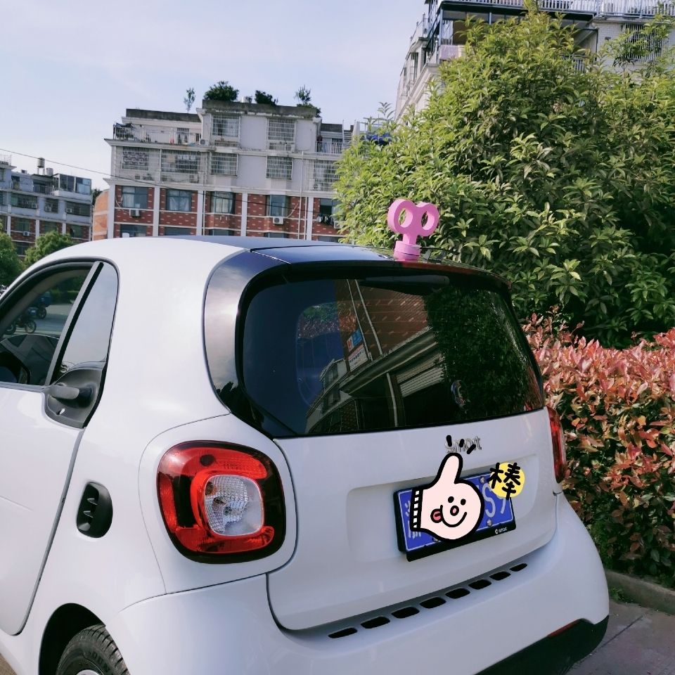 Mô Hình Xe Hơi Mini Lên Dây Cót Thiết Kế Dễ Thương