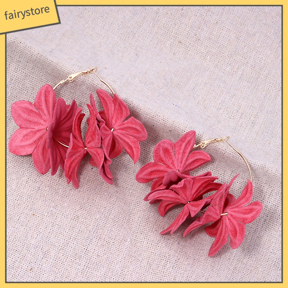 Bông Tai Hình Tròn Lớn Phối Mặt Hoa Thời Trang Cho Nữ