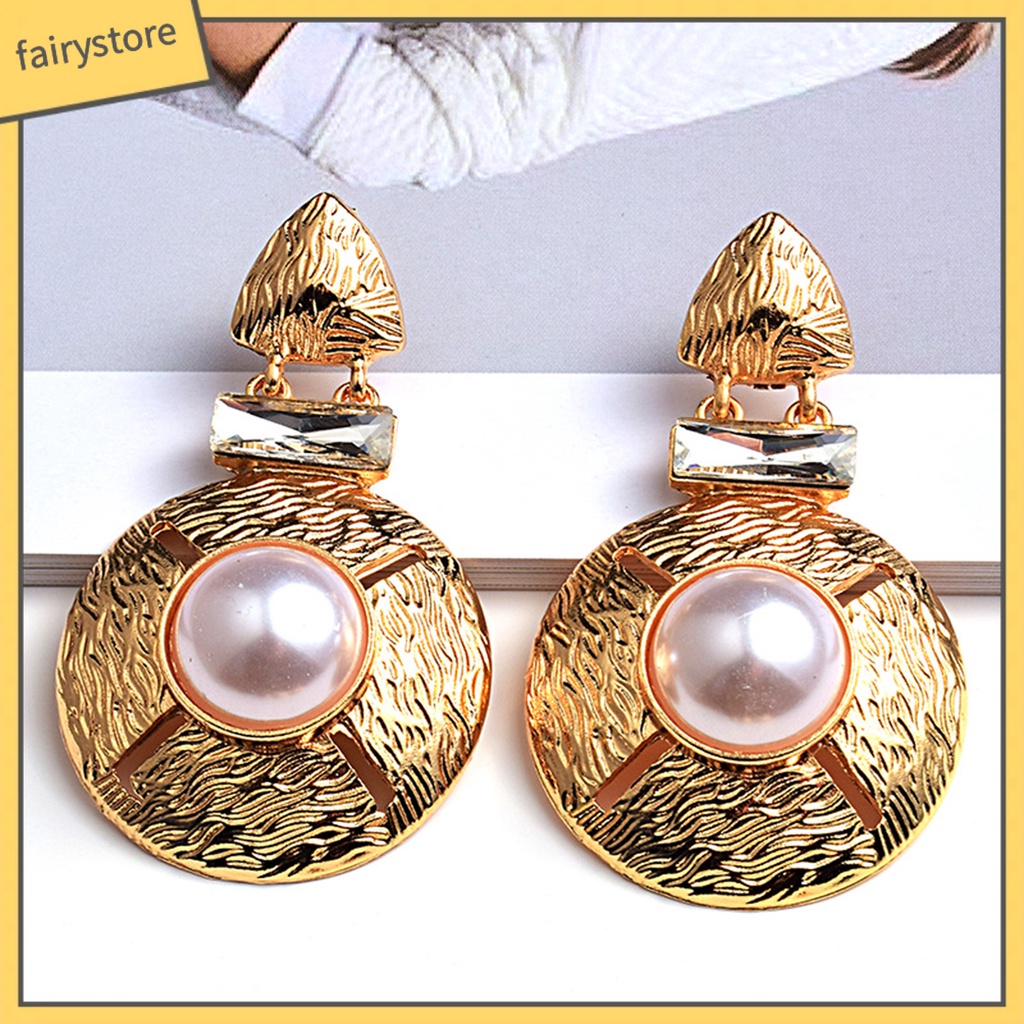 1 Cặp Bông Tai Tròn Đính Ngọc Trai Giả Bằng Hợp Kim Dễ Phối Đồ