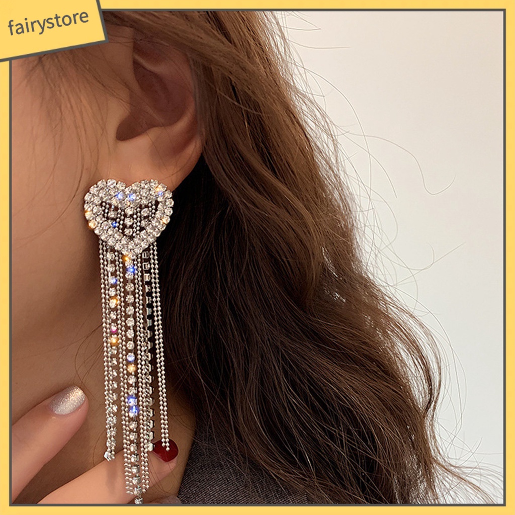 1 Đôi Bông Tai Hình Trái Tim Đính Đá Phối Tua Rua Dành Cho Cô Dâu