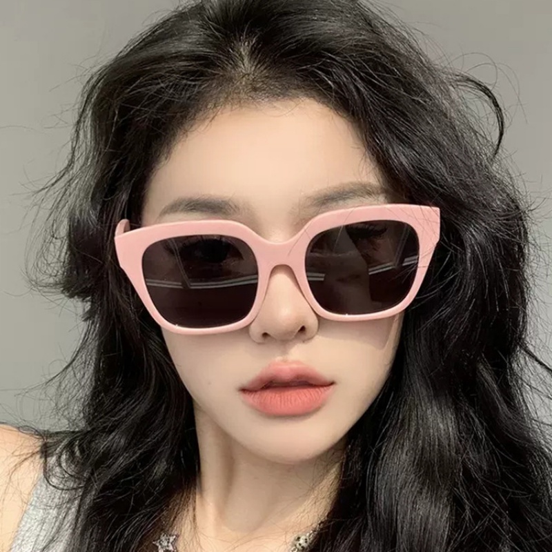 (KIQI-FASHION) COD Kính Chống Nắng Chống Tia UV Dáng Vuông Phong Cách Hàn Quốc Cổ Điển Thời Trang Mùa Hè Mới Cho Nam Và Nữ