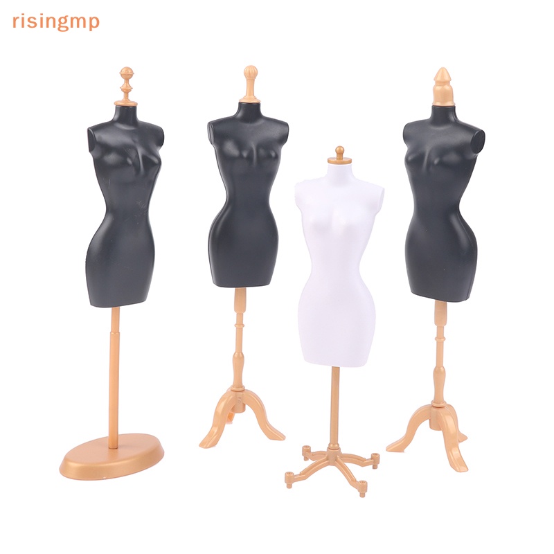 Giá Đỡ Trưng Bày Quần Áo Búp Bê Tiện Dụng