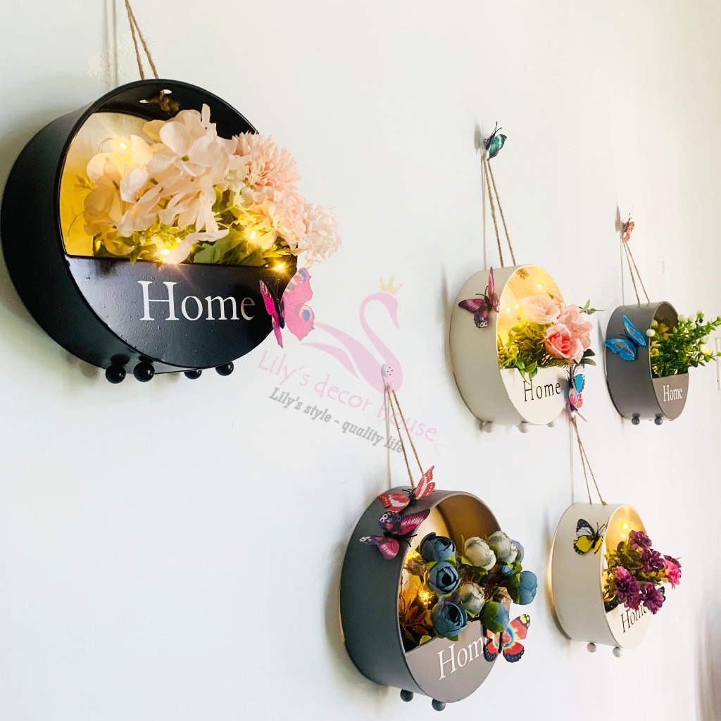 Giỏ hoa treo tường kèm đèn led decor siêu xinh trang trí nhà cửa giỏ hoa chữ Home Tặng kèm bướm trang trí,đinh lilydecor