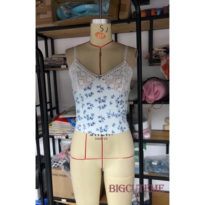 []] - Áo Yếm. Áo Croptop Sát Nách Dệt Kim Hoạ Tiết Hoa Thiết Kế Cổ Chữ V Quyến Rũ