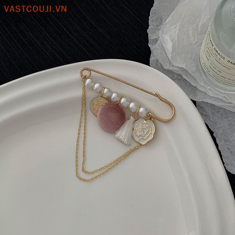 Ghim Cài Áo Hình Hoa Trà Đính Ngọc Trai Lớn Chống Ánh Sáng Cho Nữ