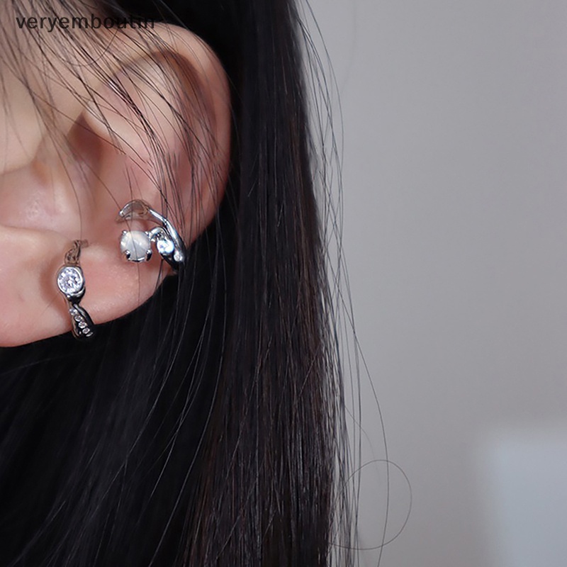 Set 2 Khuyên Kẹp Vành Tai Hình Chữ C Đính Đá Zircon Đơn Giản Dễ Phối Đồ Cho Nữ