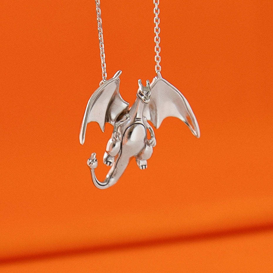 Dây Chuyền Mạ Bạc Mặt Hình Trò Chơi Merchandise Pokémon Charizard Độc Đáo