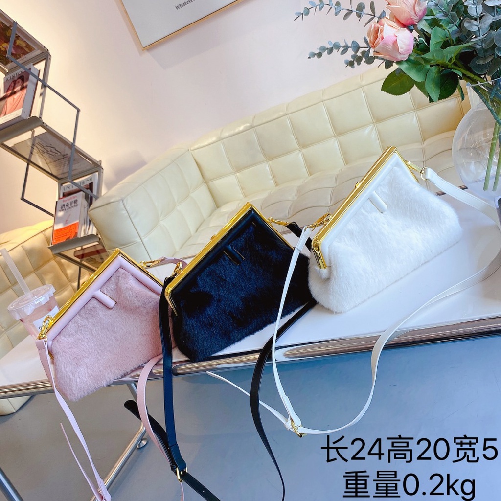 Túi Xách Nữ Đeo Vai Bằng Da Có Hộp Quà Tặng