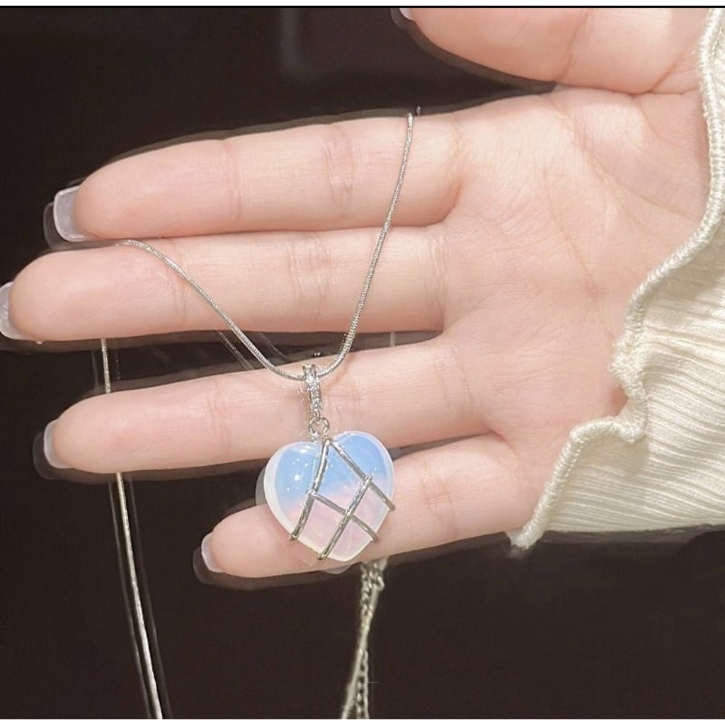 Vòng cổ Mặt Búp Bê Barbie Đính Đá Opal Hình Trái Tim Màu Hồng Xinh Xắn Cho Nữ