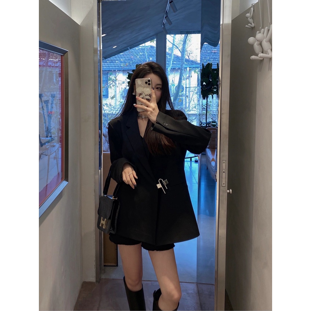 Áo khoác vest dài tay màu đen thường ngày rộng rãi nữ mùa thu 2023 mẫu mới phong cách Hàn Quốc khí chất thời trang