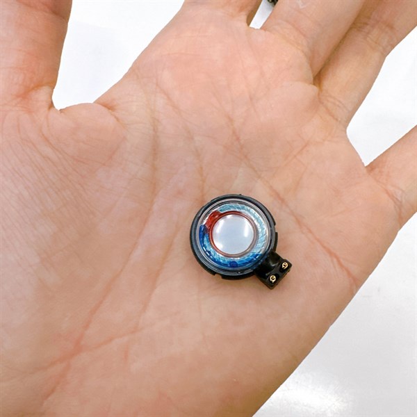 Loa ngoài Nokia 105 hàng như hình.