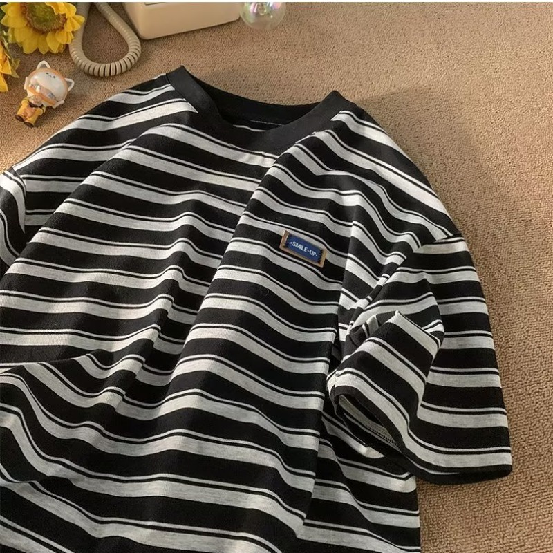 Áo Thun Ngắn Tay Cổ Tròn Họa Tiết Kẻ Sọc Thời Trang Mùa Hè Mới Cho Nam