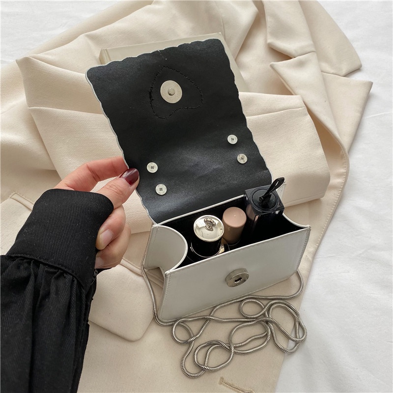 💥có hàng sẵn💥Túi Xách Đeo Vai Kiểu Vuông Nhỏ Hình Trái Tim Phong Cách Phương Tây Thời Trang Mùa Hè 2023 Mới Cho Nữ