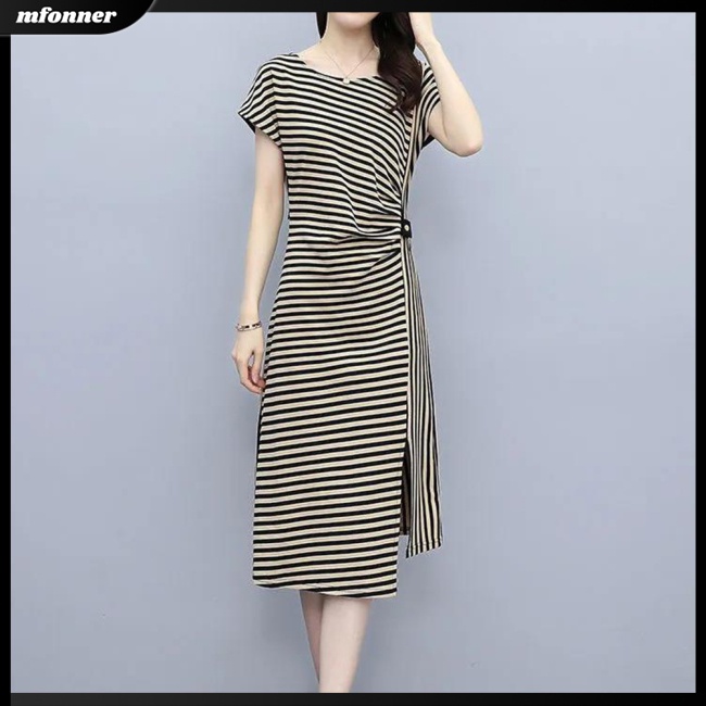 Đầm Midi Ngắn Tay Cổ Tròn Họa Tiết Kẻ Sọc Thiết Kế Xẻ Tà Phong Cách Retro