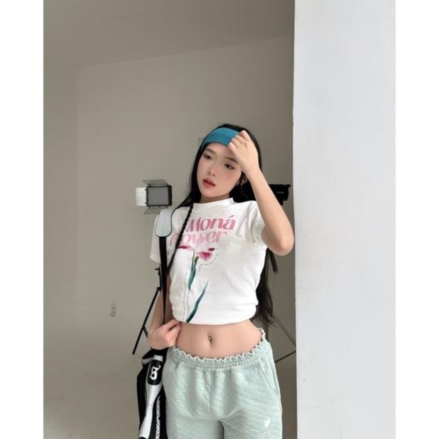 Áo babytee in hoa MONÁ - FLEUR TRẮNG, Áo phông baby tee nữ form bé local brand 2023 hot trend | BigBuy360 - bigbuy360.vn