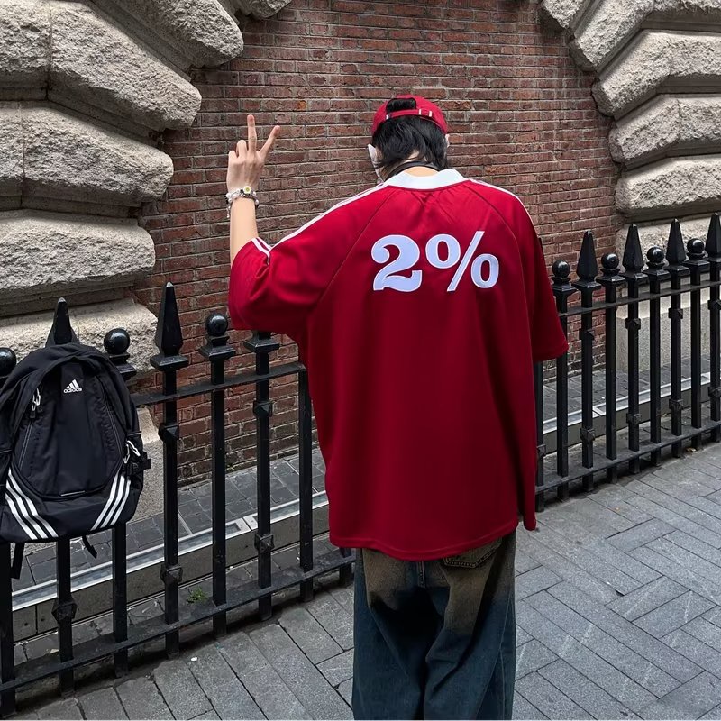 Áo Thun Tay Ngắn Cổ Chữ v Form Rộng Thêu Họa Tiết Phong Cách Retro Mỹ Cho Nam Nữ