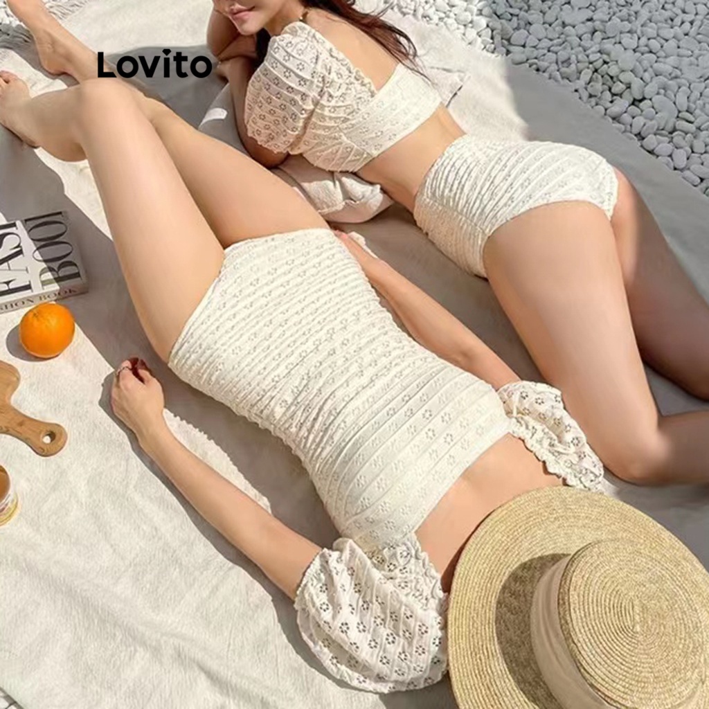 Đồ bơi một mảnh Lovito may nhún chun thêu lỗ xâu thanh lịch L23AD079 (màu trắng nhạt) | BigBuy360 - bigbuy360.vn