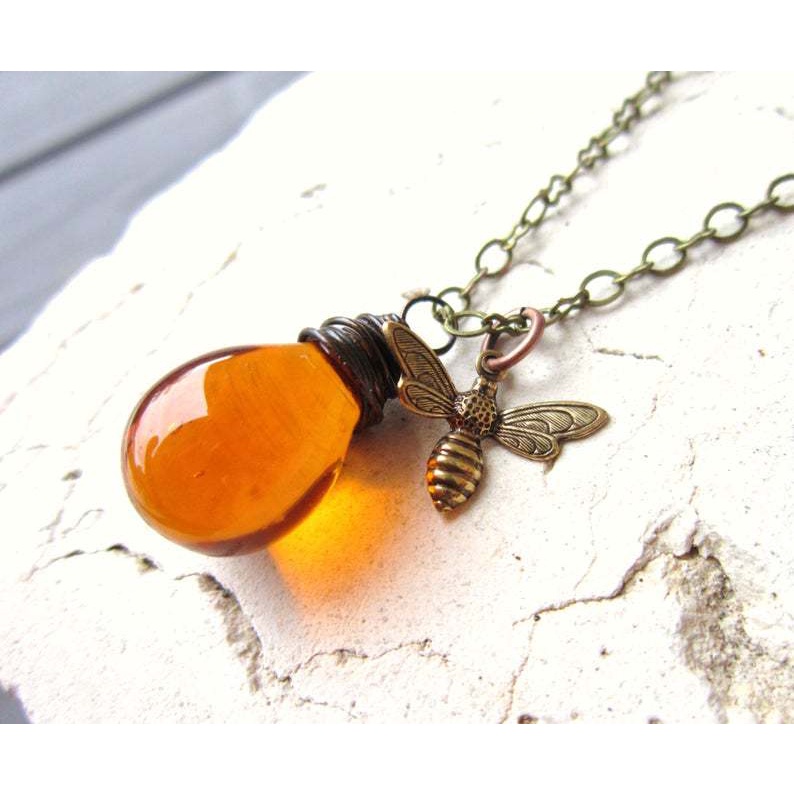 Bông Tai Hình Con Ong Nhỏ Màu Hổ Phách Phong Cách Retro