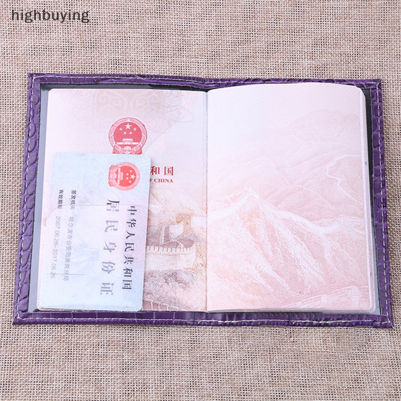 Ví Da PU Họa Tiết Da Cá Sấu Đựng Hộ Chiếu Và Thẻ Tiện Lợi