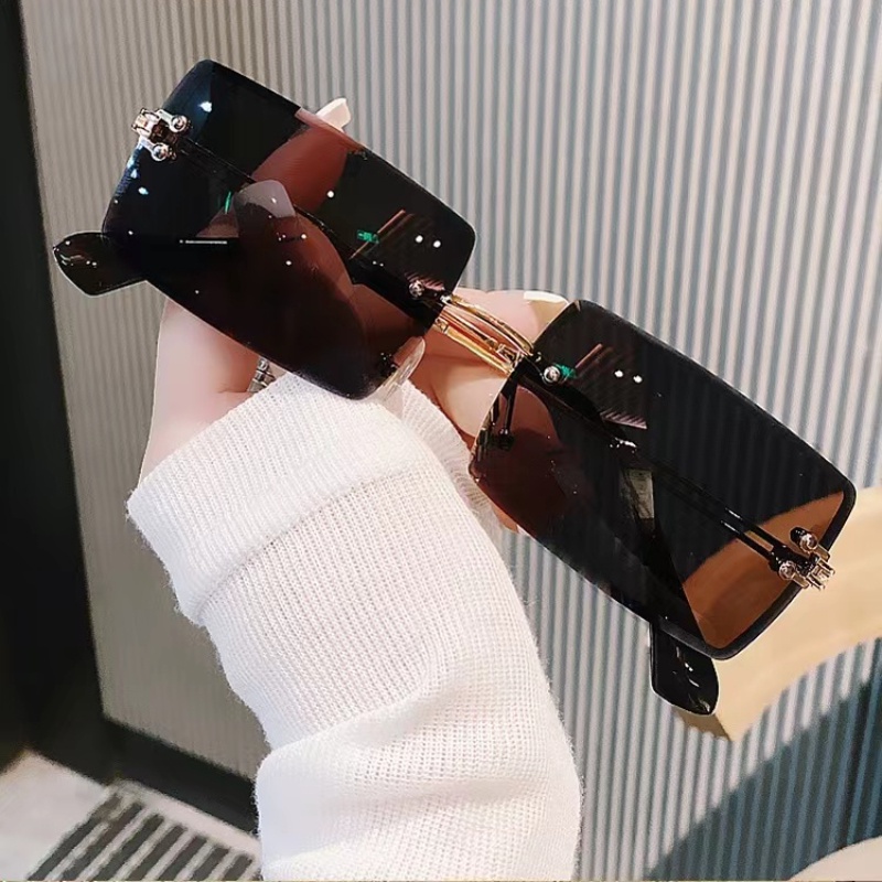 (KIQI-FASHION) COD Kính Mát Chống Tia UV400 Tròng Màu Gradient Phong Cách Vintage Thời Trang Cho Nữ