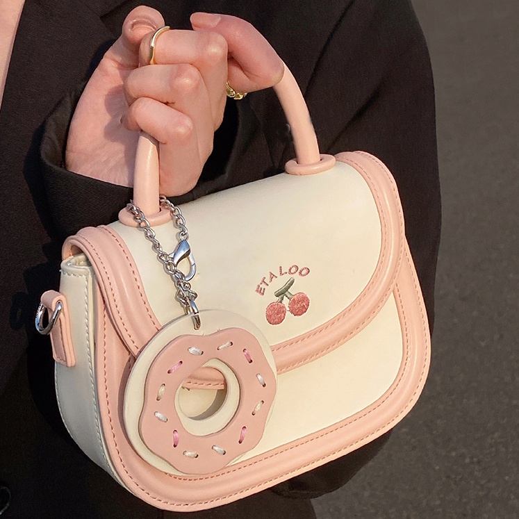 Túi Xách Đeo Vai Hình Yên Ngựa Ielgy Nhật Bản Màu Be Dễ Thương Nhỏ Gọn Thời Trang Mùa Xuân Cho Nữ