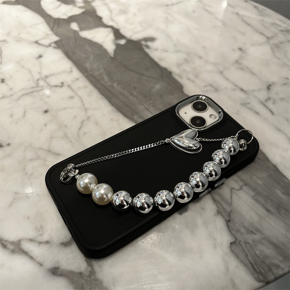 Ốp Điện Thoại Mềm Chống Rơi Màu Trơn Gắn Dây Xích Hình Trái Tim Màu Trơn Cho iphone 14 pro max 13 pro 12promax