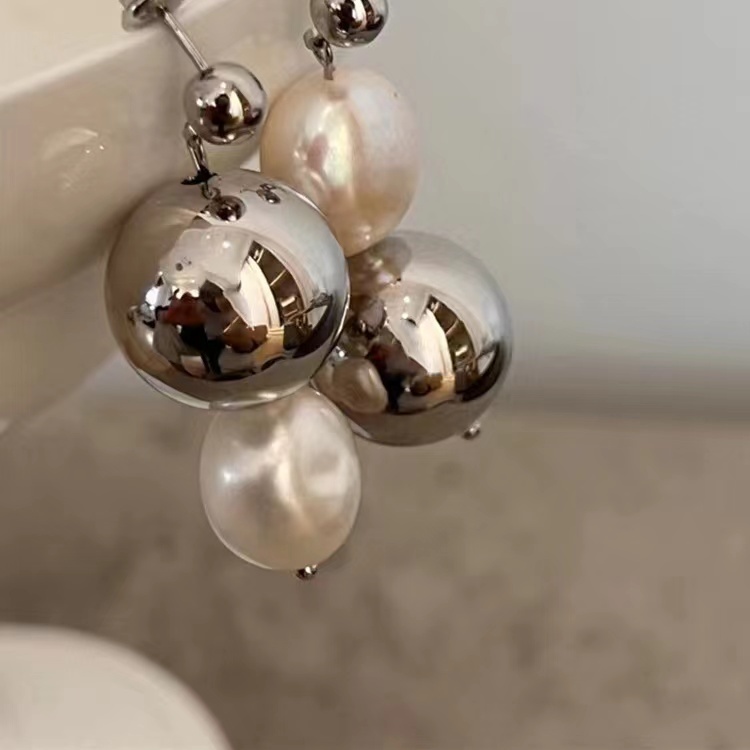 Khuyên Tai Nữ Trang Đính Ngọc Trai Phong Cách Hàn Quốc