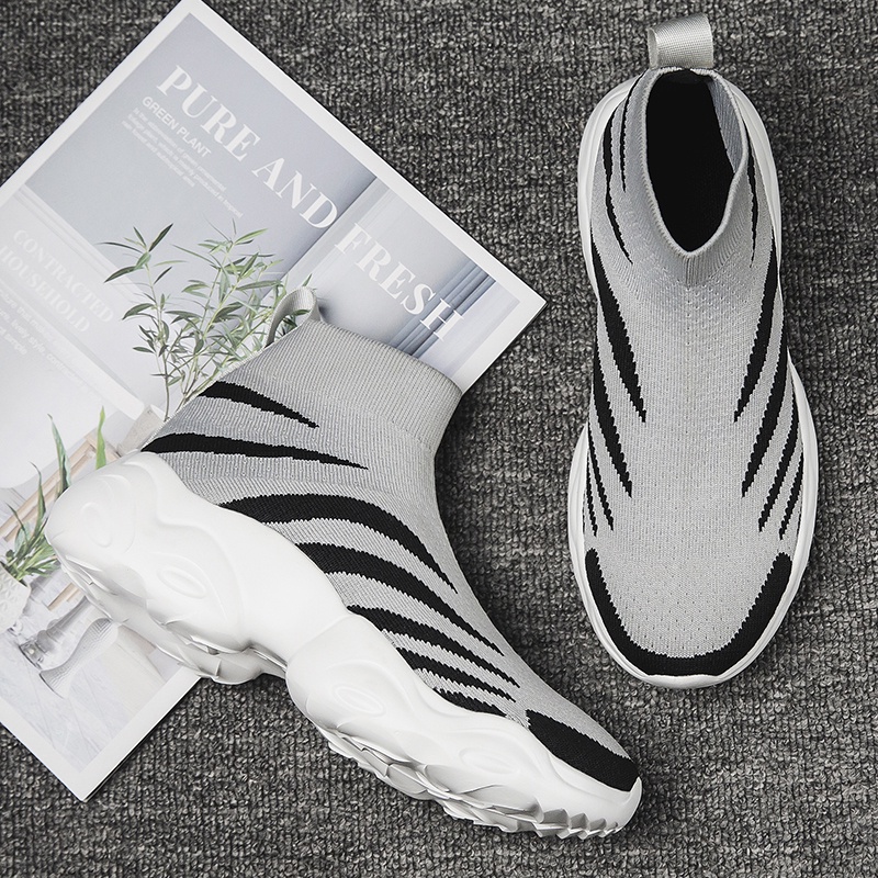 Giày Thể Thao Leo Núi Siêu Nhẹ Thoáng Khí Chống Trượt Cỡ Lớn 35-47 Thời Trang Cho Nam Và Nữ