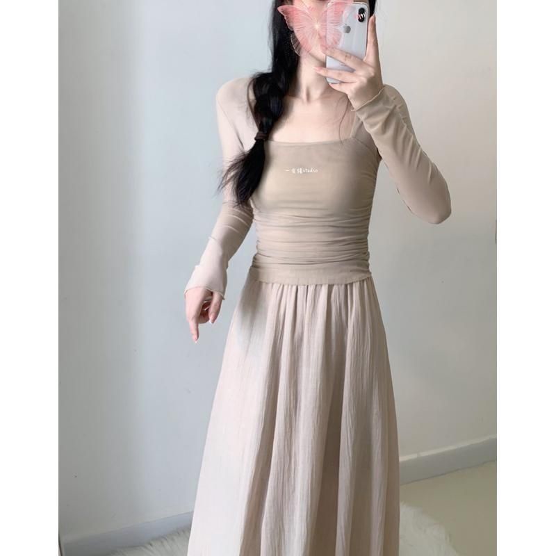 Pure Desire Áo Tay Dài Cổ Vuông Dáng Ôm Xếp Ly Nhẹ Nhàng Kiểu Khiêu Vũ