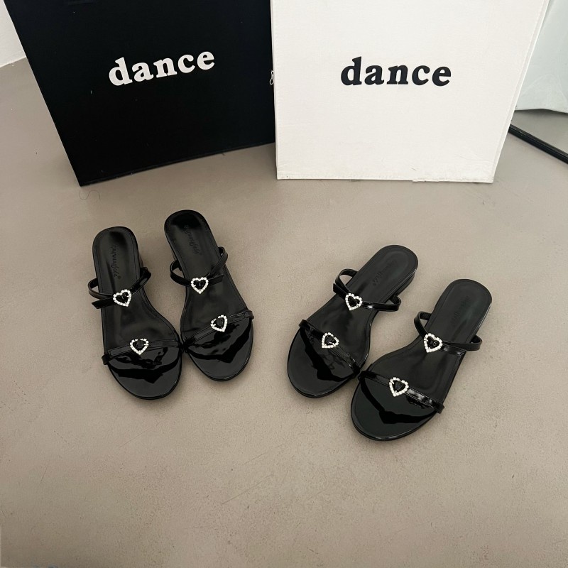 Dép Sandal Gót Dày Quai Đính Đá Thời Trang Mùa Hè Dành Cho Nữ