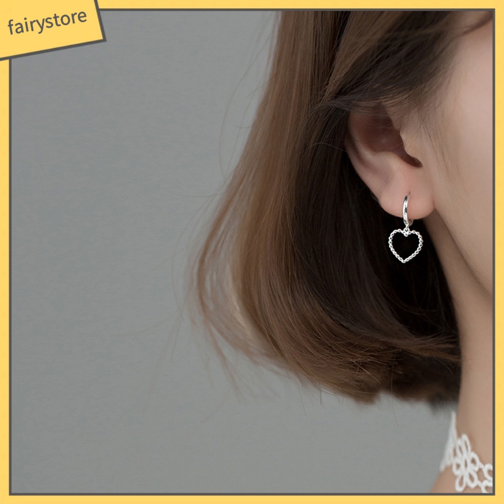 2 Bông Tai Hình Trái Tim Bằng Đồng Thiết Kế Đục Lỗ Thời Trang Cho Nữ