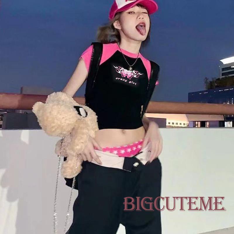 Áo Croptop Tay Ngắn Cổ Tròn In Họa Tiết Bướm Và Chữ Thời Trang Cho Nữ