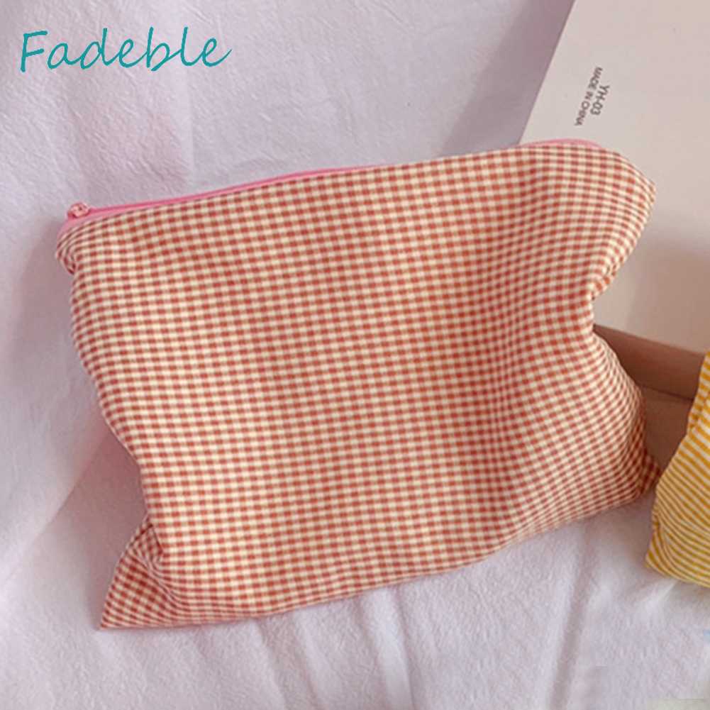 Túi Đựng Mỹ Phẩm Sức Chứa Lớn Họa Tiết Sọc Caro Thời Trang Cho Nữ