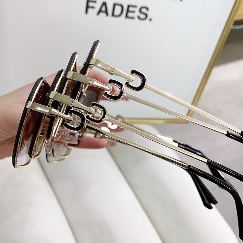 Kính Mát Thời Trang Nam Nữ Gọng Kim Loại Mới 2023 Màu Sắc