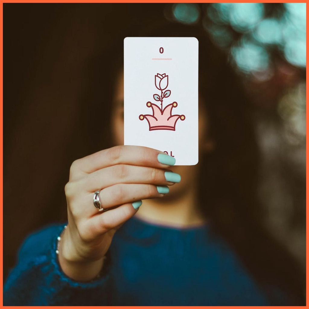 Bói bài Tarot Oracle Bói toán bí ẩn Thẻ truyện tranh Thẻ Cretops thiêng liêng Bói toán bảng bài Tarot