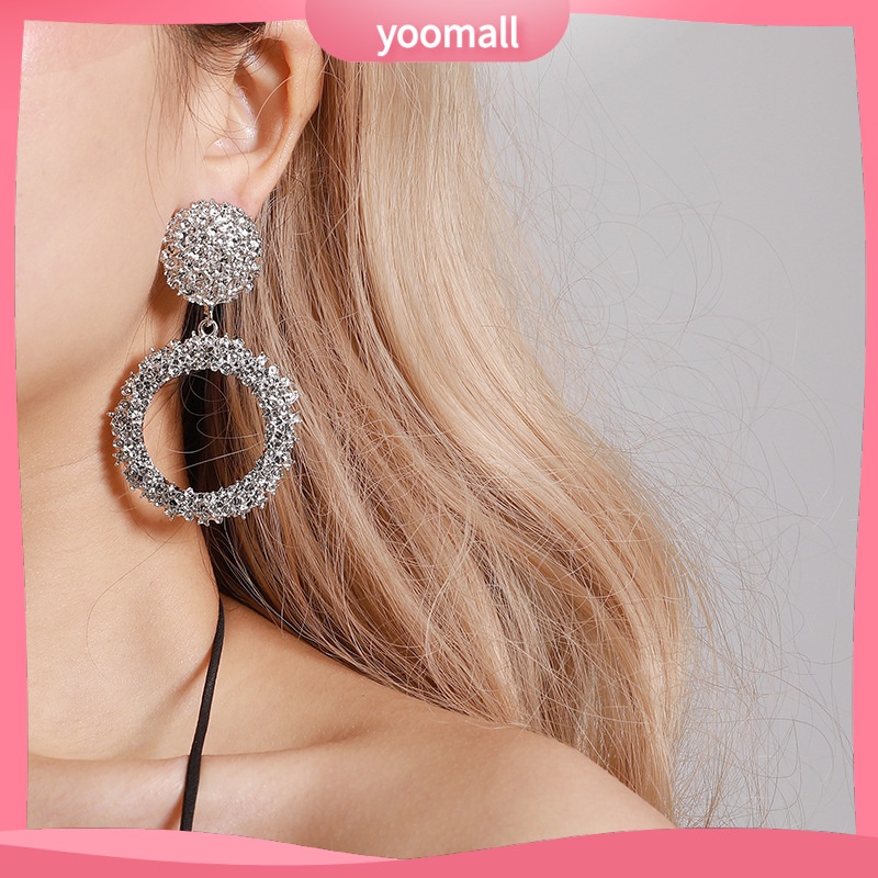 Bông Tai Kim Loại Hình Tròn Lớn Họa Tiết Retro